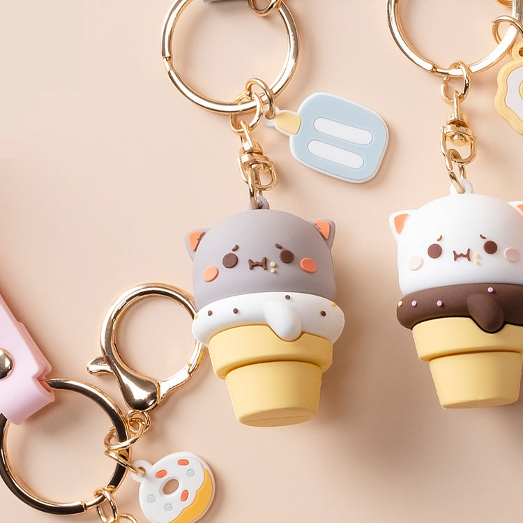 Cone Goma Cat Keychain